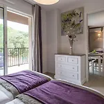 Апарт-отель Residhotel Pont Du Gard Ремулен