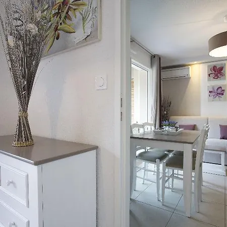 Residhotel Pont Du Gard 3* 레물링