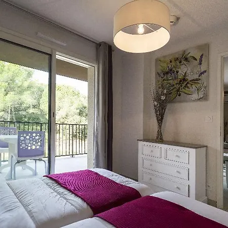 Aparthotel Residhotel Pont Du Gard