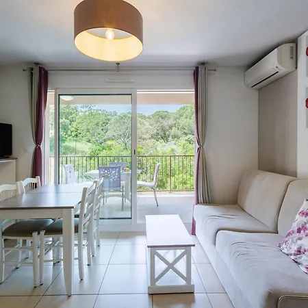 Apart Otel Residhotel Pont Du Gard 3*