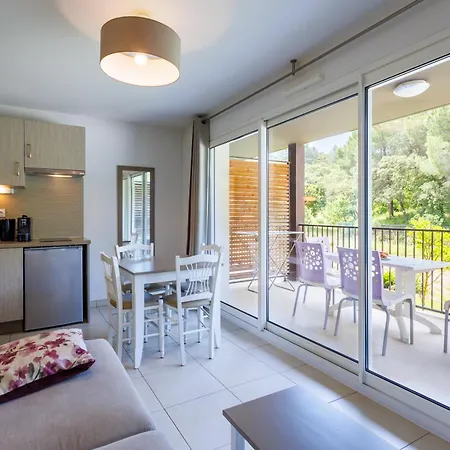Aparthotel Residhotel Pont Du Gard