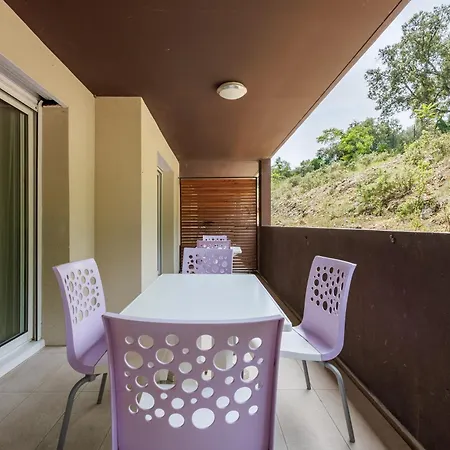 Aparthotel Residhotel Pont Du Gard Remoulins
