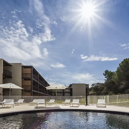 Apart Otel Residhotel Pont Du Gard
