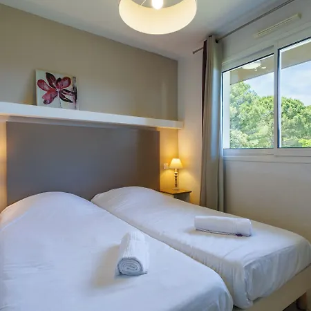 Residhotel Pont Du Gard Apart Otel