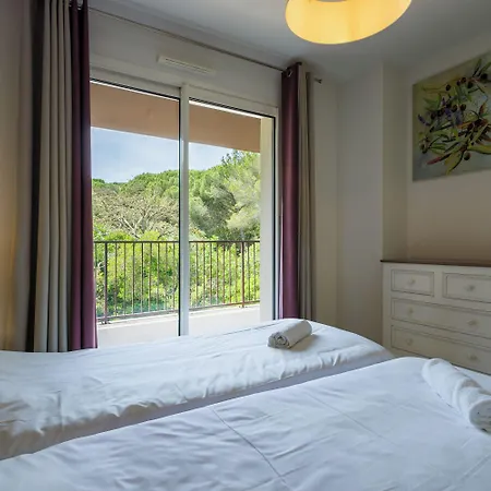 Apart Otel Residhotel Pont Du Gard Remoulins
