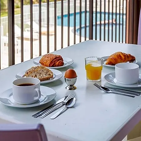 Residhotel Pont Du Gard 3* Remoulins
