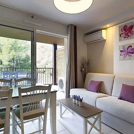 Residhotel Pont Du Gard Apartahotel