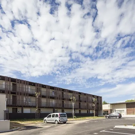 Residhotel Pont Du Gard Apart Otel