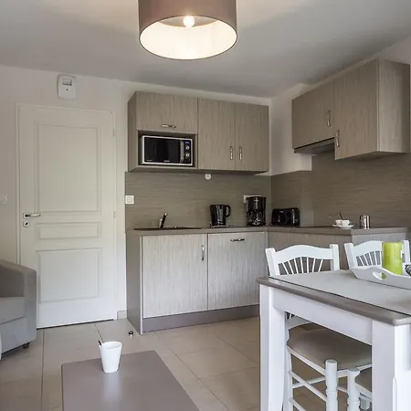 Aparthotel Residhotel Pont Du Gard 3*