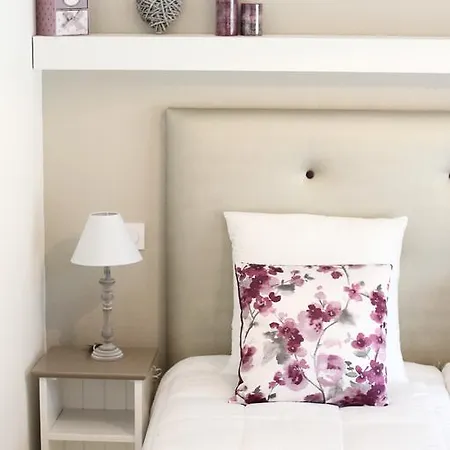 Residhotel Pont Du Gard 아파트호텔 3*