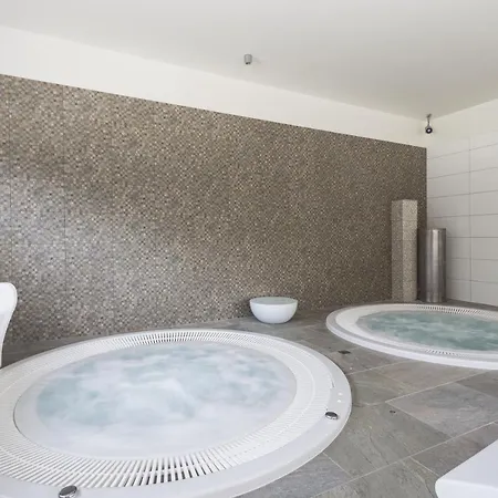 Residhotel Pont Du Gard 3*