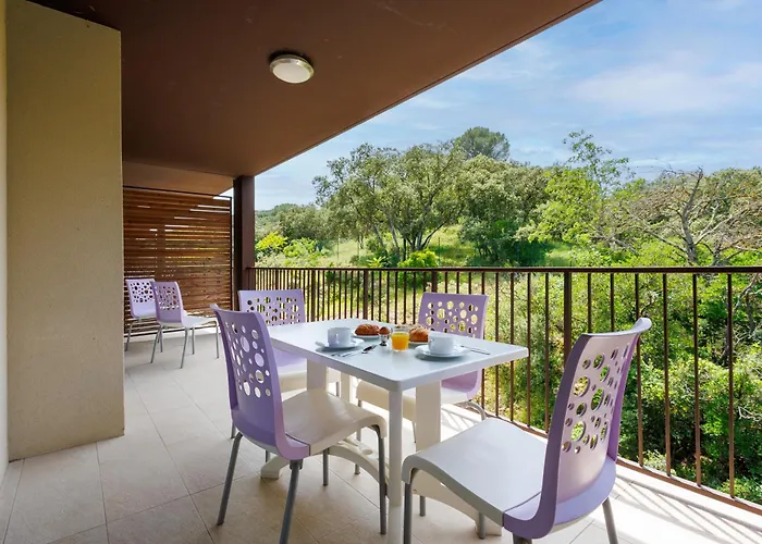 Residhotel Pont Du Gard Apartmanhotel