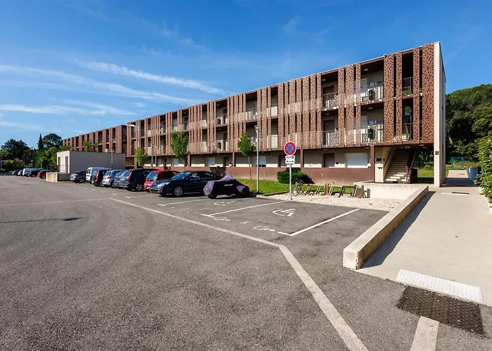Residhotel Pont Du Gard 3* Remoulins